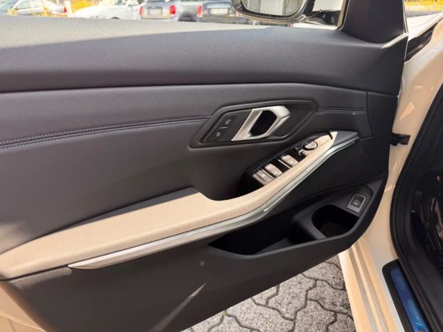 BMW 320 320d M-Sport Touring