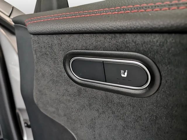 Mercedes-Benz CLA 200 AMG Line Coupé