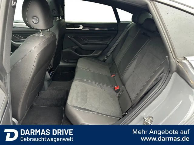 Volkswagen Passat 2.0 TDI R-Line Variant