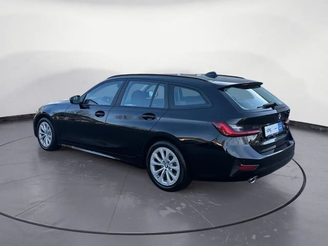 BMW 320 320d Advantage pakket Touring xDrive