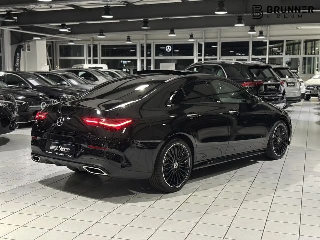Mercedes-Benz CLA 200 AMG Line Coupé