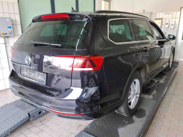 Volkswagen Passat 2.0 TDI Business DSG Variant