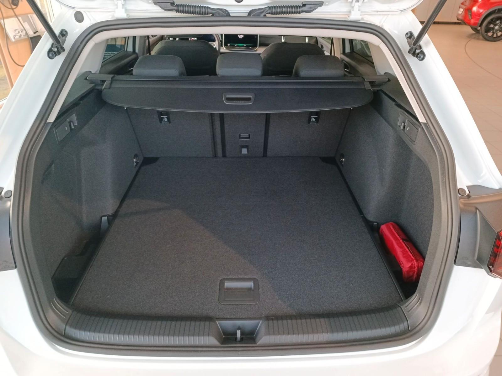 Volkswagen Golf 1.5 eTSI Golf VIII Variant