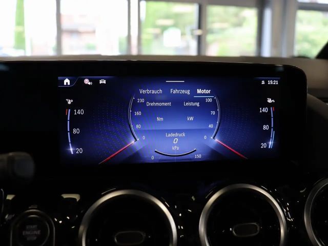 Mercedes-Benz GLA 180 Progressive