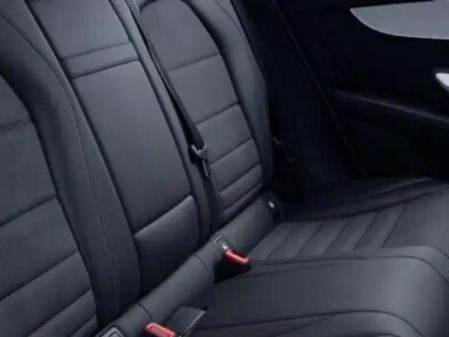 Mercedes-Benz GLC 300 4MATIC AMG Line