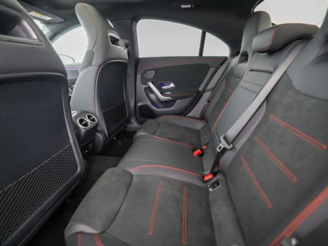 Mercedes-Benz CLA 200 CLA 200 d Coupé