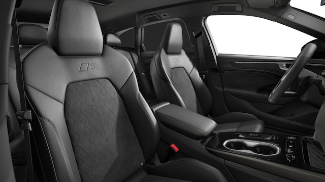 Audi A6 Avant Quattro S-Tronic