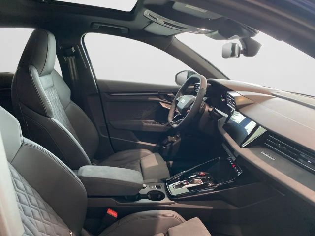 Audi RS3 S-Tronic Sedan