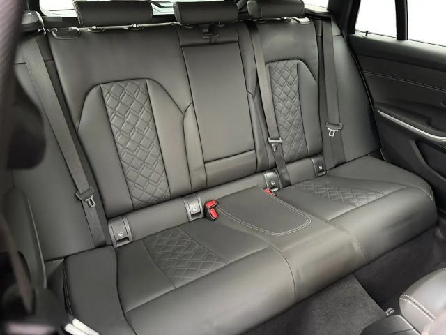 BMW 320 320d M-Sport xDrive