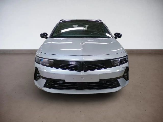 Opel Astra Sports Tourer Ultimate