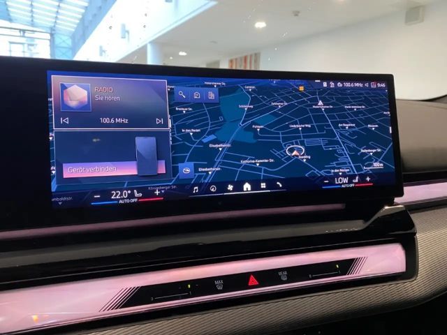 BMW 520 520i M-Sport Sedan