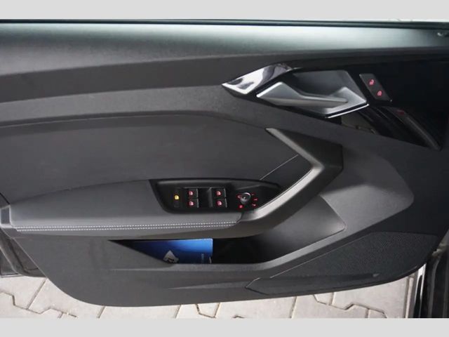 Audi A1 25 TFSI S-Line S-Tronic Sportback