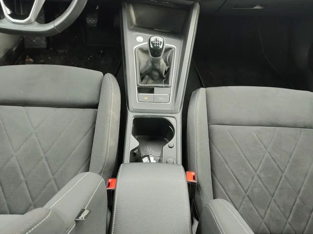 Volkswagen Golf 1.5 TSI Golf VIII Life