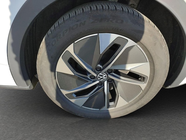 Volkswagen ID.5 77 KWh IQ.Drive Pro
