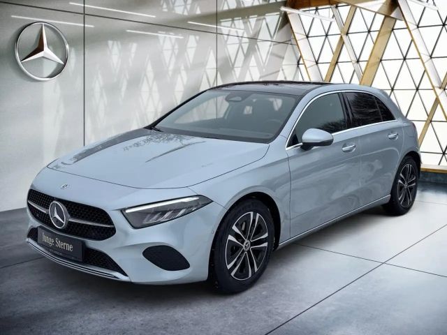 Mercedes-Benz A 200 Progressive