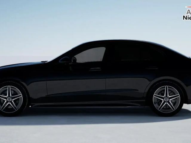 Mercedes-Benz C 200 AMG Line Sedan