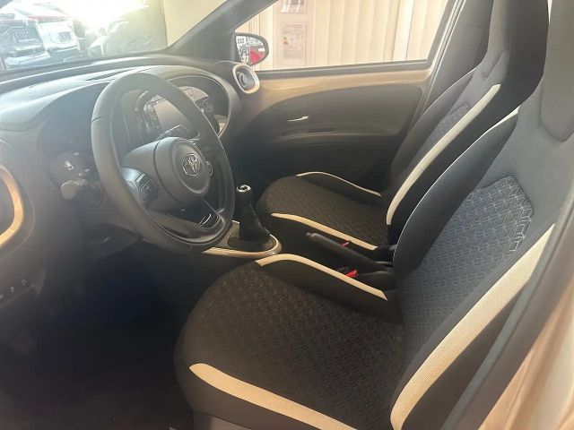 Toyota Aygo 5-deurs Pulse VVT-i