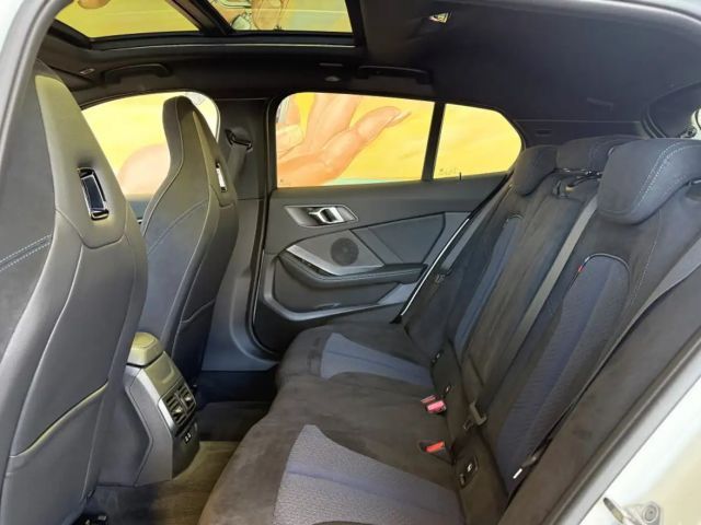 BMW 135 135i Sedan xDrive