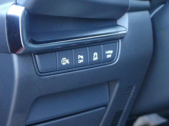 Mazda 3 2.5L Homura SkyActiv e-Skyactiv