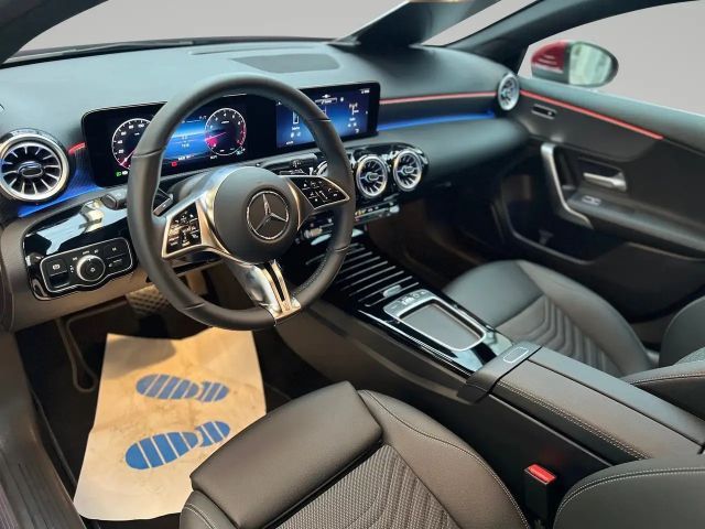 Mercedes-Benz A 200 Progressive;MBUX; Winter-Paket