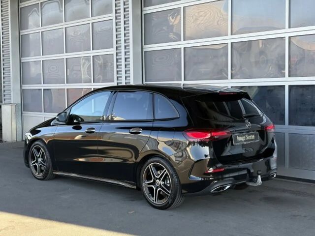 Mercedes-Benz B 200 AMG Line