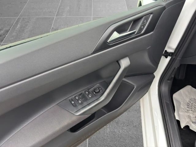 Volkswagen Polo 1,0 / 80 PS / PDC / SH / LED