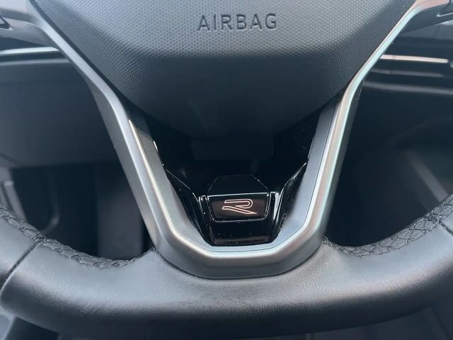 Volkswagen Golf Life Variant