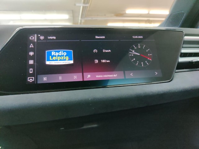 Audi A6 Avant Quattro S-Tronic