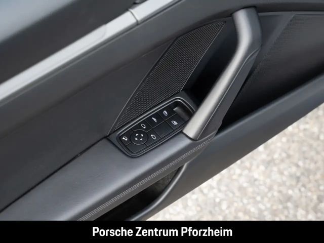 Porsche 992 Cabrio Carrera