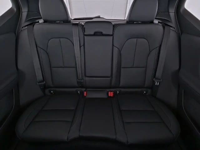 Volvo XC40 Dark Plus