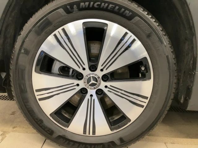 Mercedes-Benz EQB 250