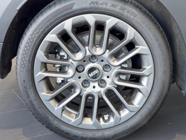 MINI Cooper 5-deurs Classic
