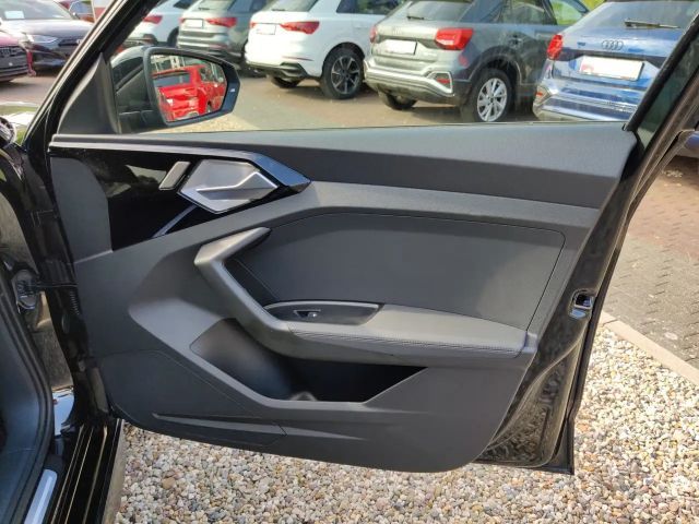 Audi A1 30 TFSI Allstreet S-Tronic