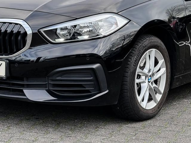 BMW 116 116i Advantage pakket Sedan
