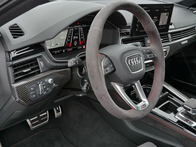 Audi RS4 Avant Quattro