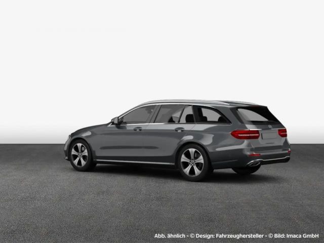 Mercedes-Benz E 300 E 300 e