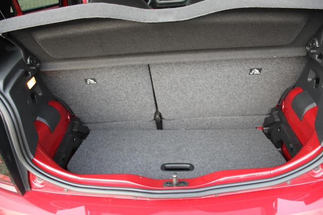 Volkswagen up! Active