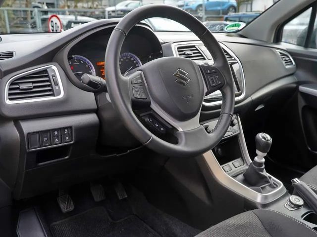 Suzuki SX4 S-Cross Comfort Hybrid