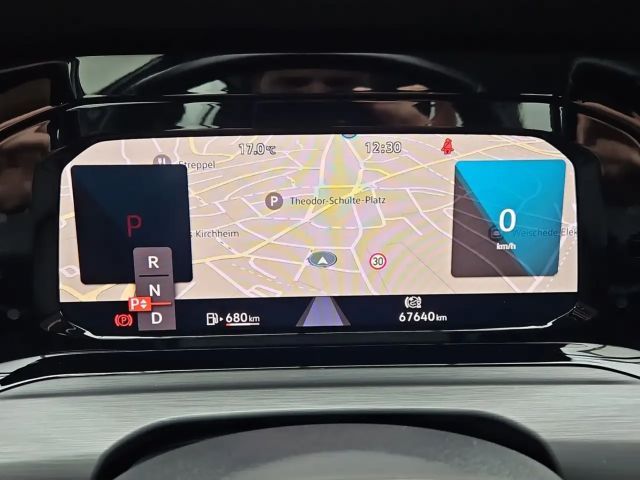 Volkswagen Golf 2.0 TDI DSG Style Variant