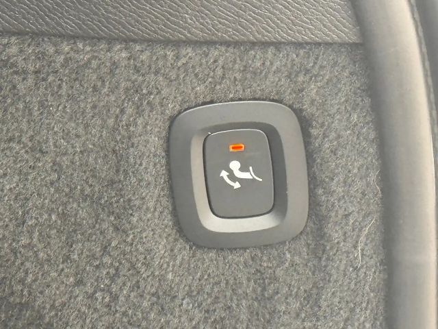 Volvo XC90 AWD Dark Plus