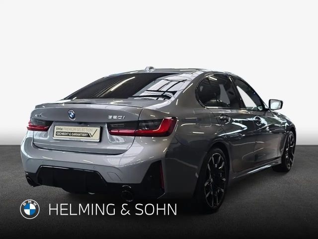 BMW 320 320i M-Sport Sedan xDrive