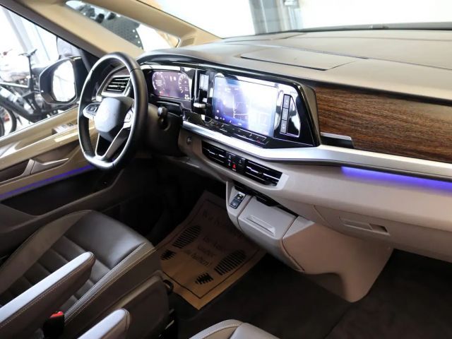 Volkswagen Multivan Style T7