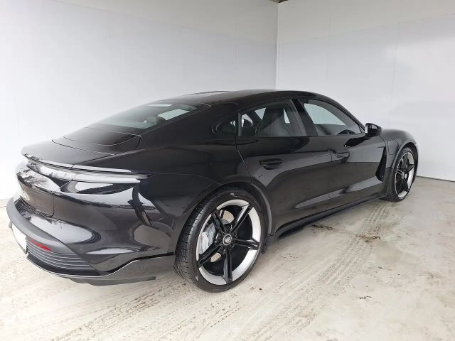 Porsche Taycan 4S