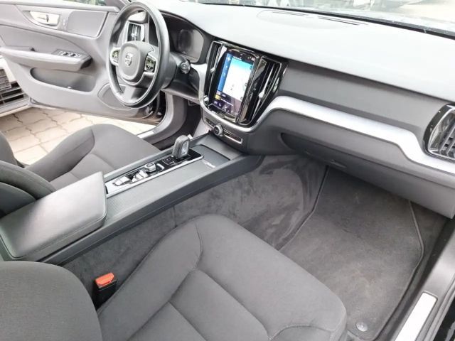 Volvo V60 Momentum