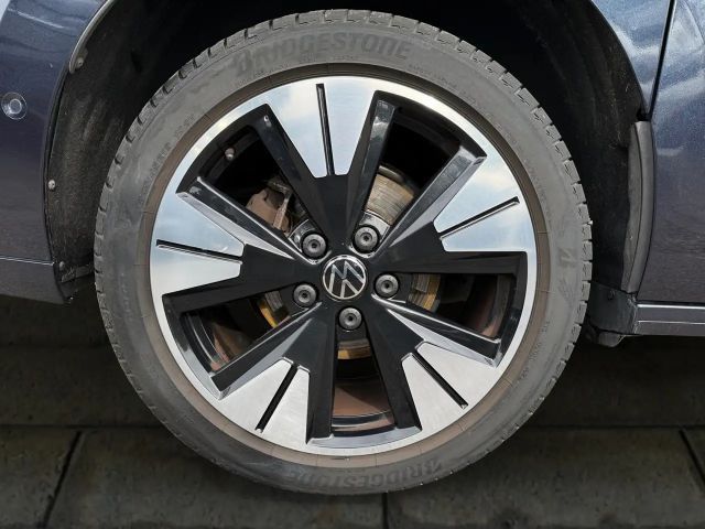 Volkswagen Multivan Style T7