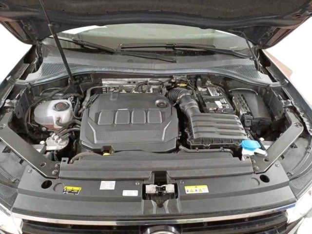 Volkswagen Tiguan 2.0 TDI DSG R-Line Style