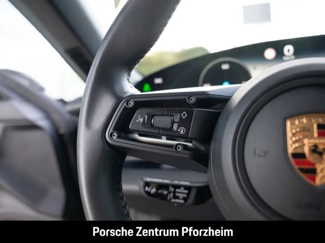 Porsche Taycan 4 Cross Turismo