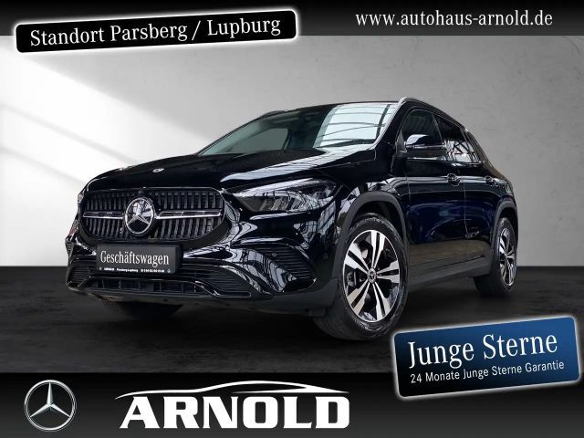 Mercedes-Benz GLA 200 Progressive