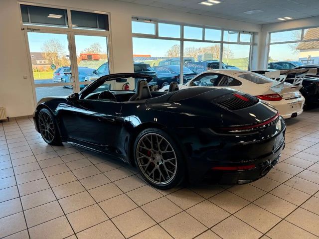 Porsche 992 4S Cabrio Carrera