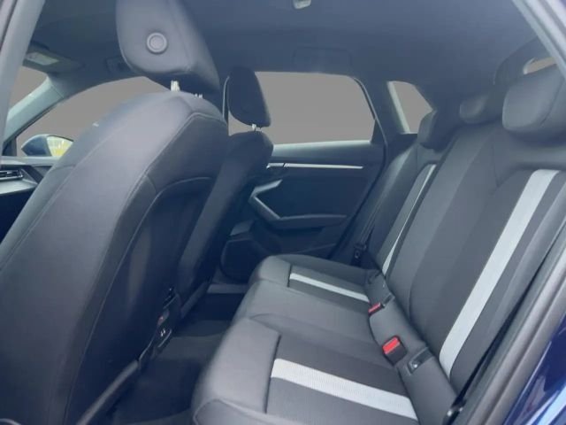 Audi A3 30 TFSI S-Tronic Sedan